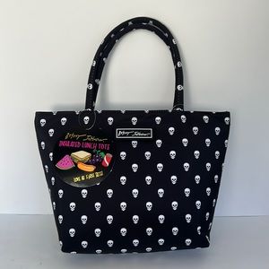 NWT Betsey Johnson Skull Skeleton Black Insulated Lunch Bag